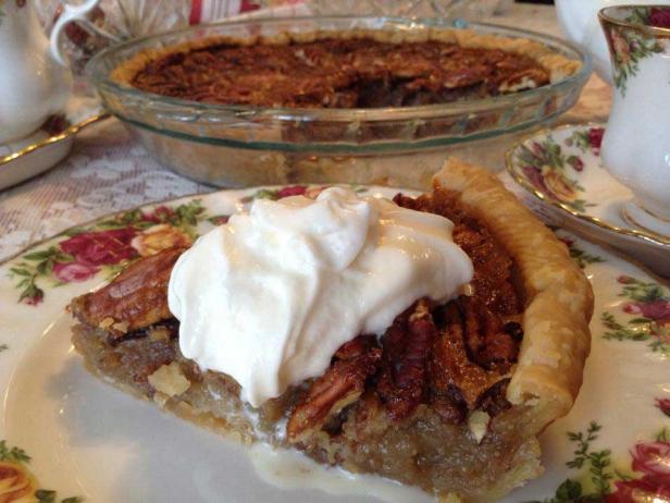 Fans Show Up Their Guilty Food Pleasures: Merry Holiday Eats