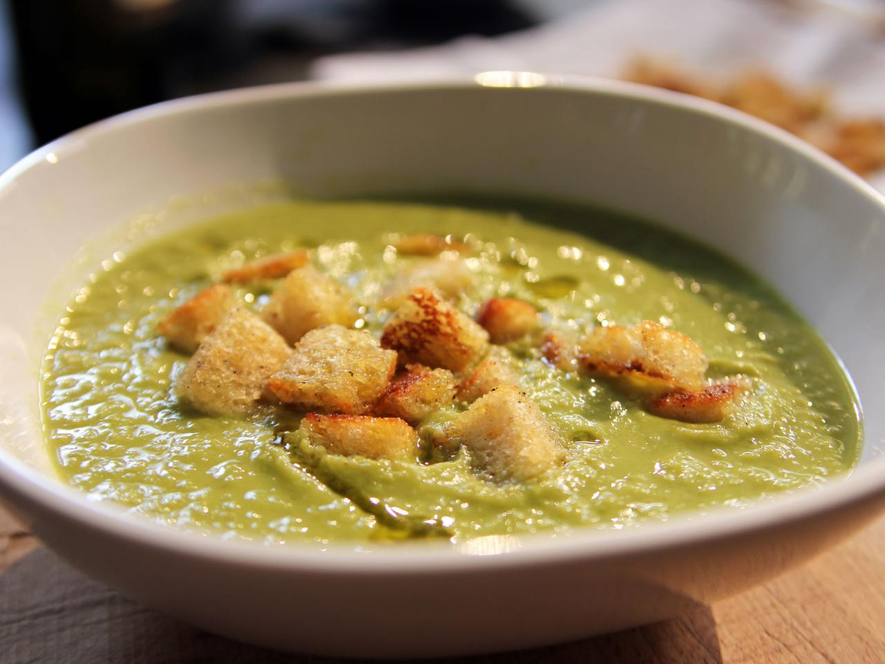 Barefoot Contessa's Fresh Pea Soup Recipe 