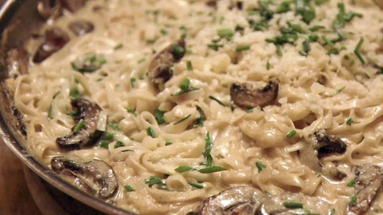 Fettuccine with Truffle Butter