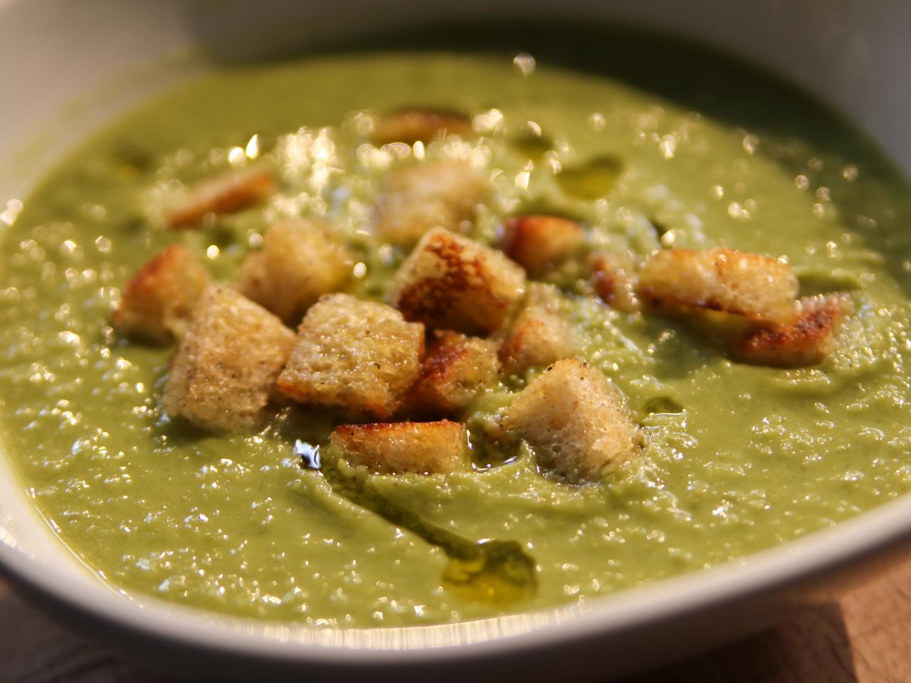 Barefoot Contessa's Fresh Pea Soup Recipe 