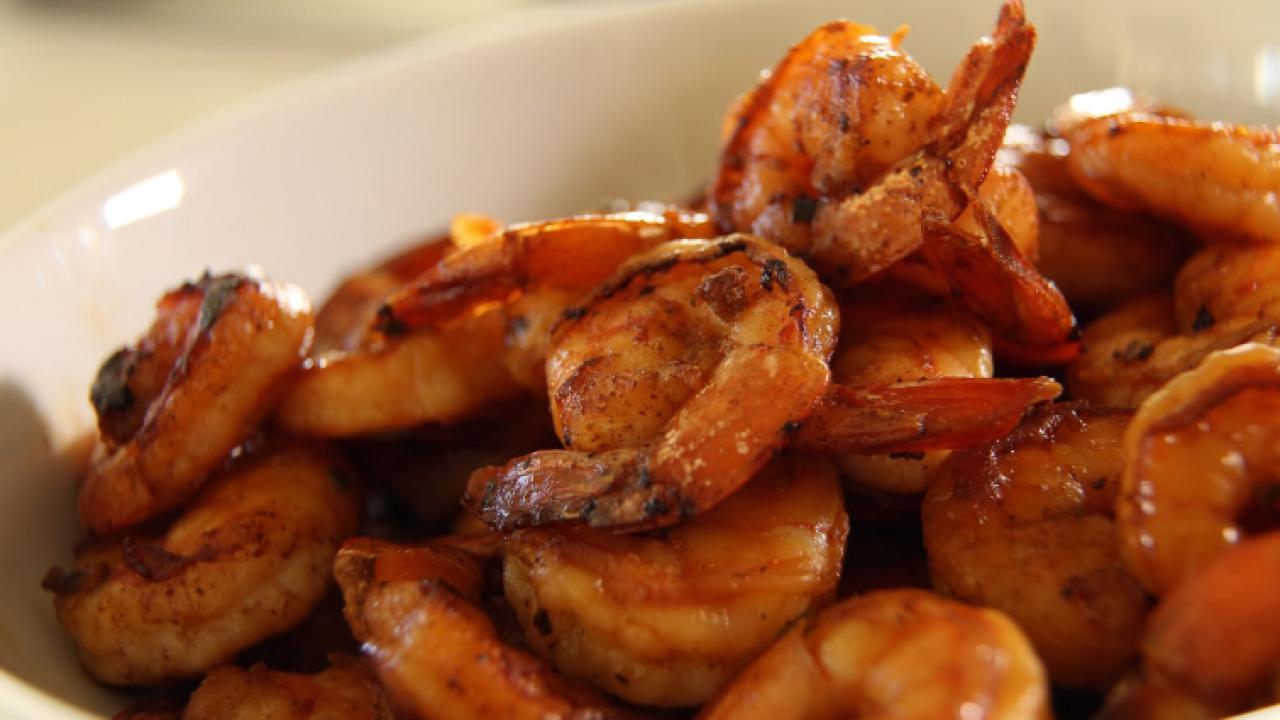 Vivien's Favorite Shrimp Recipe | Daphne Brogdon | Food Network