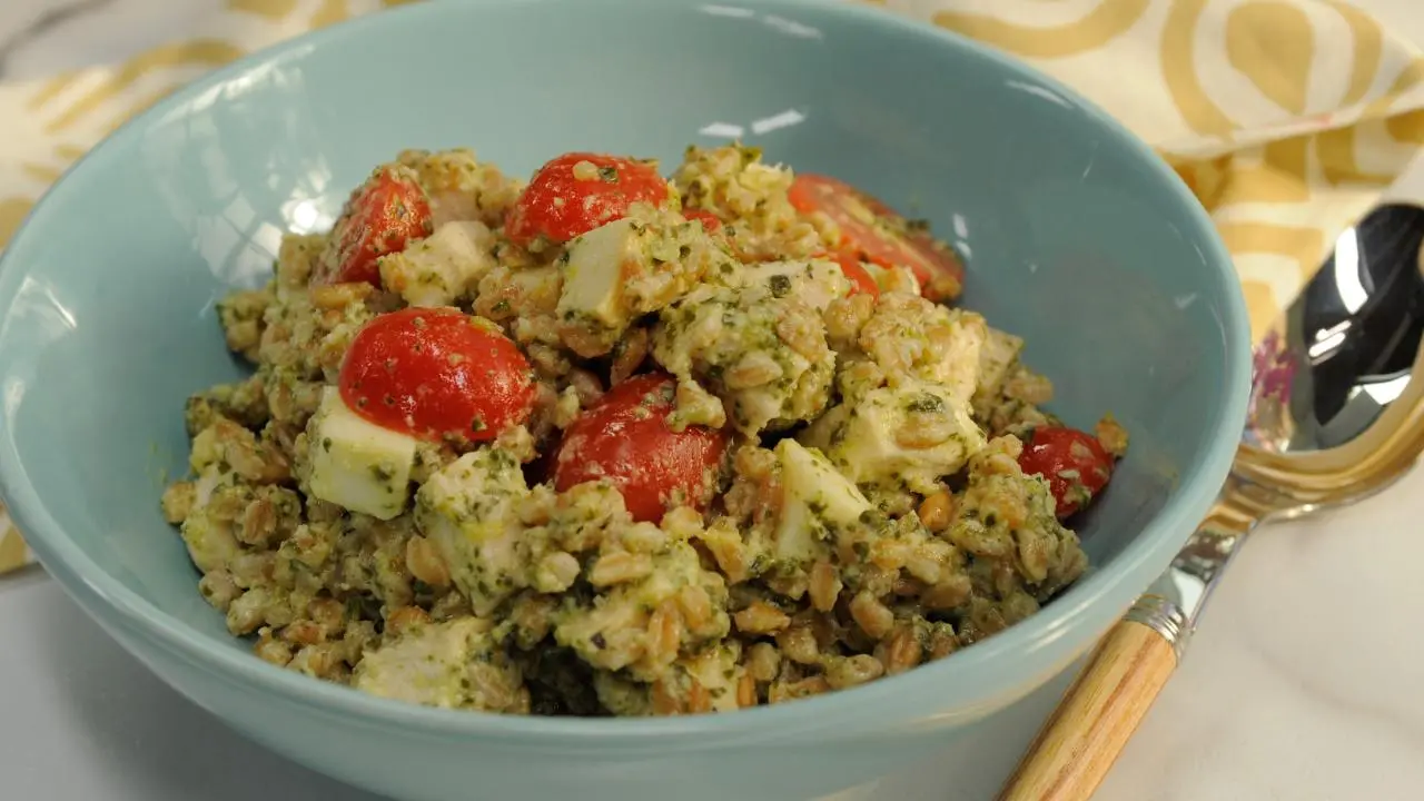 Pesto Farro with Chicken