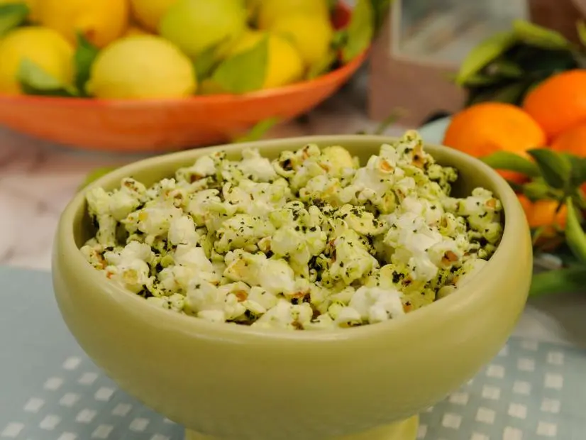 Kale Popcorn Recipe Katie Lee Biegel Food Network(00)