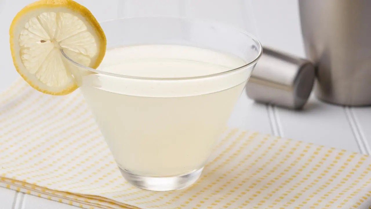 The Barefoot Contessa Shares Her Lemon Drop Cocktail Recipe