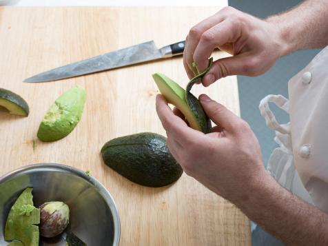 How to Cut an Avocado Safely - TheCookful