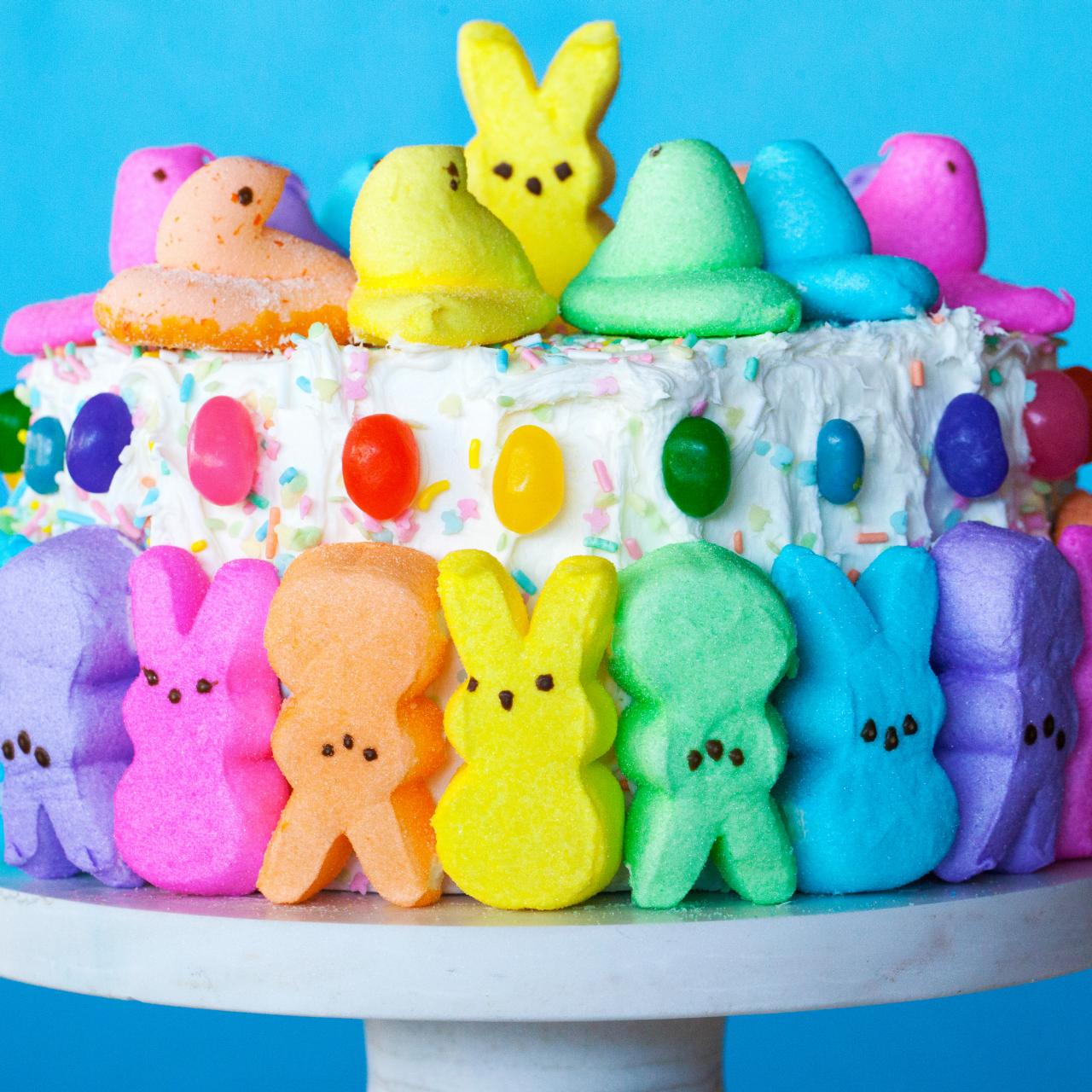 https://food.fnr.sndimg.com/content/dam/images/food/fullset/2015/3/26/0/FN_Peeps-Easter-Cake_s4x3.jpg.rend.hgtvcom.1280.1280.suffix/1427403718541.jpeg