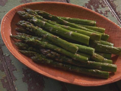 Asparagus with Hollandaise
