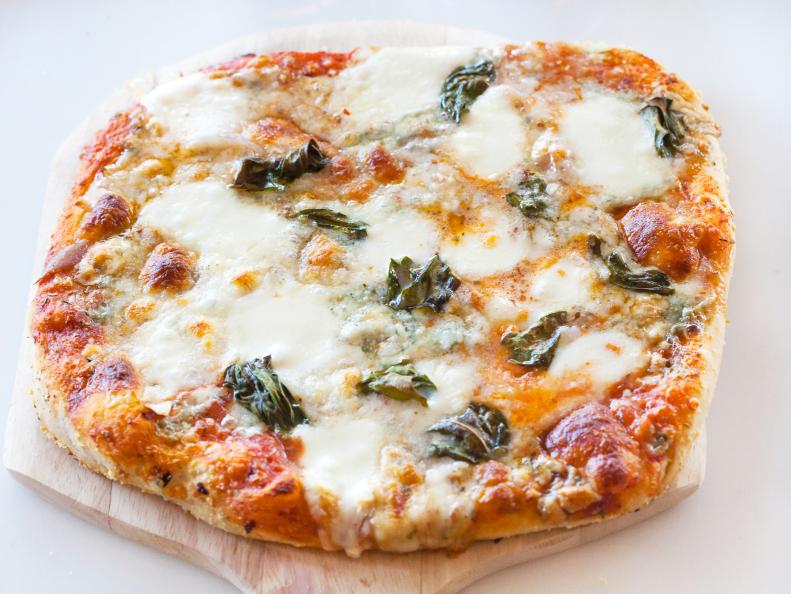 Jackie Alpers' 7 cheese pizza recipe and photo by Jackie Alpers for the Food Network