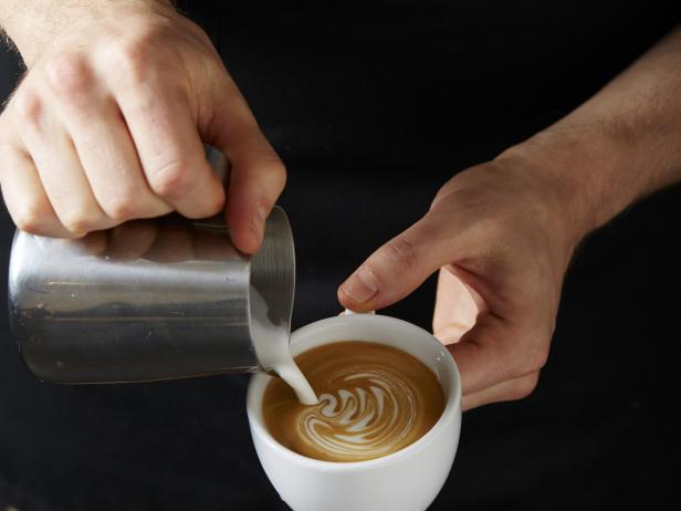 latte art- step 3