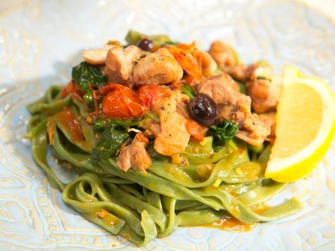 Sunny's Easy Braised Tomato Chicken and Spinach with Fettuccine