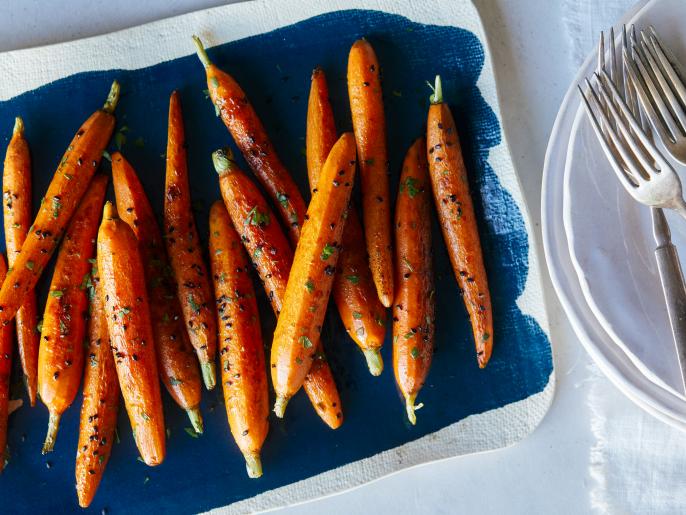 HoneyRoasted Carrots with Sesame Seeds Recipe Food Network