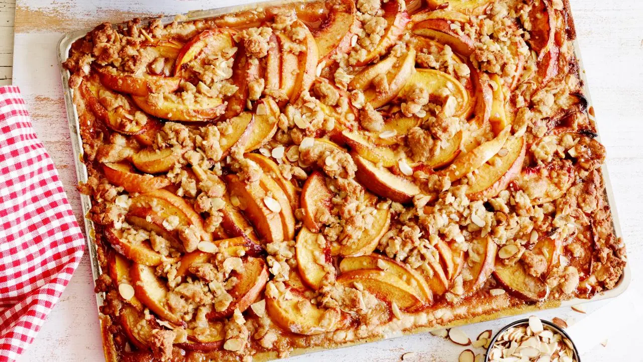 Peach Streusel Slab Pie