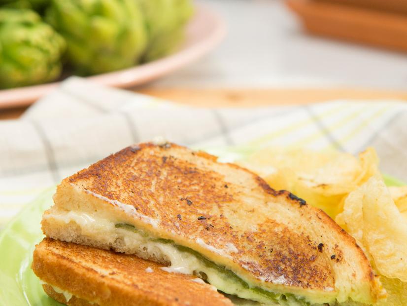 Jalapeno Popper Grilled Cheese Recipe Jeff Mauro Food Network