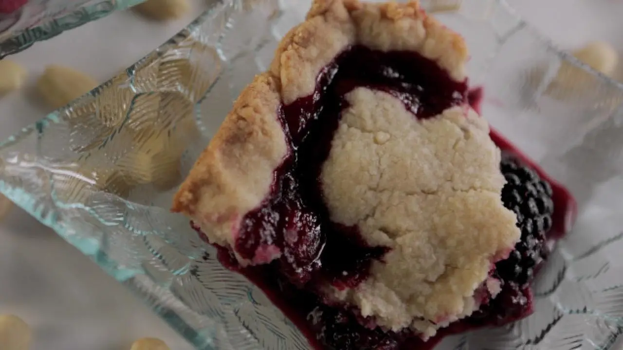 Blackberry-Almond Cobbler