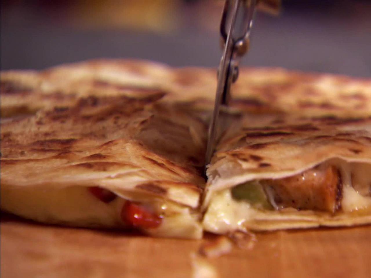 Ree Drummond's Chicken Chili Sheet Pan Quesadilla