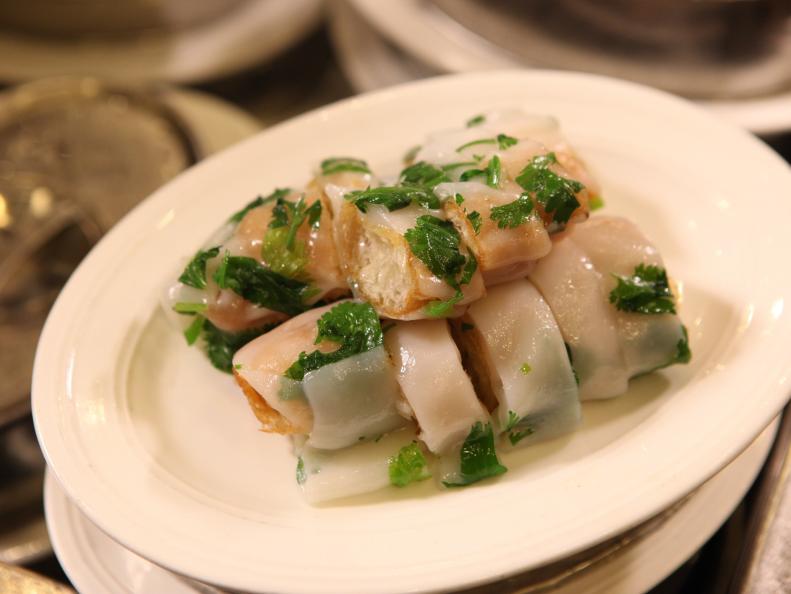 A dish of Zhaliang, a fried-dough pastry wrapped in a rice noodle at Jing Fong