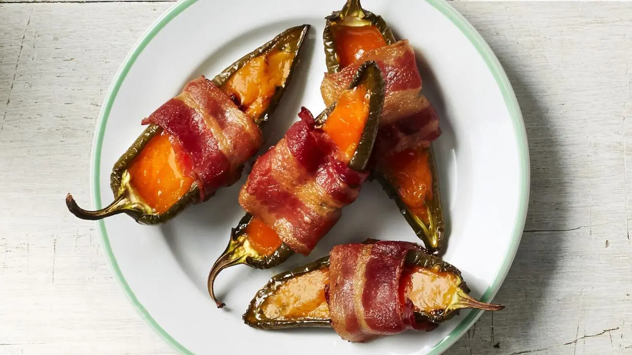 Bacon-Wrapped Jalapeno Poppers