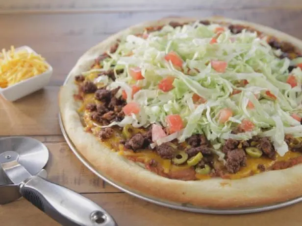 Garth's Taco Pizza Recipe | Trisha Yearwood | Food Network