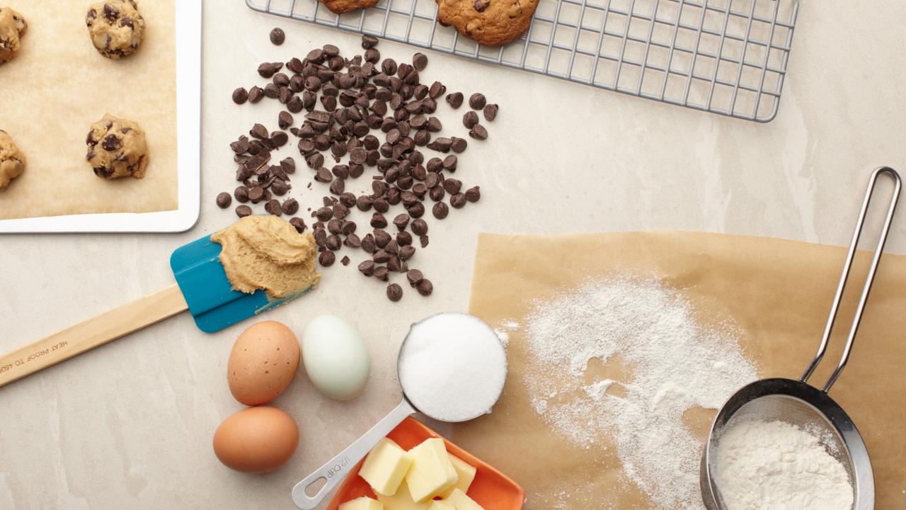 Should You Decant Your Baking Ingredients?, Easy Baking Tips and Recipes:  Cookies, Breads & Pastries : Food Network