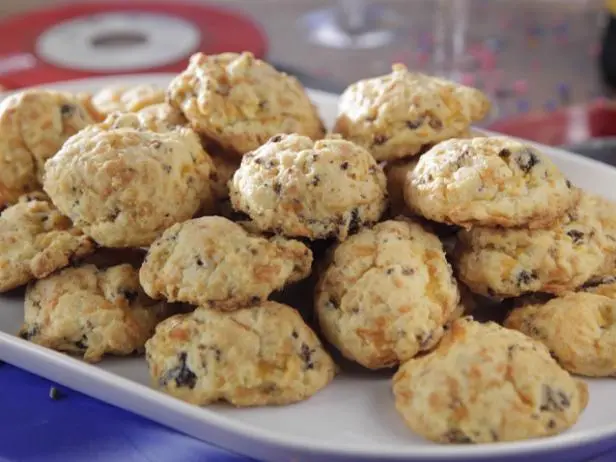 Sausage-Cheddar Biscuits Recipe | Trisha Yearwood | Food Network