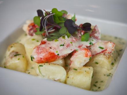 Where To Eat Gluten Free From Coast To Coast Gluten Free Greats Food Network
