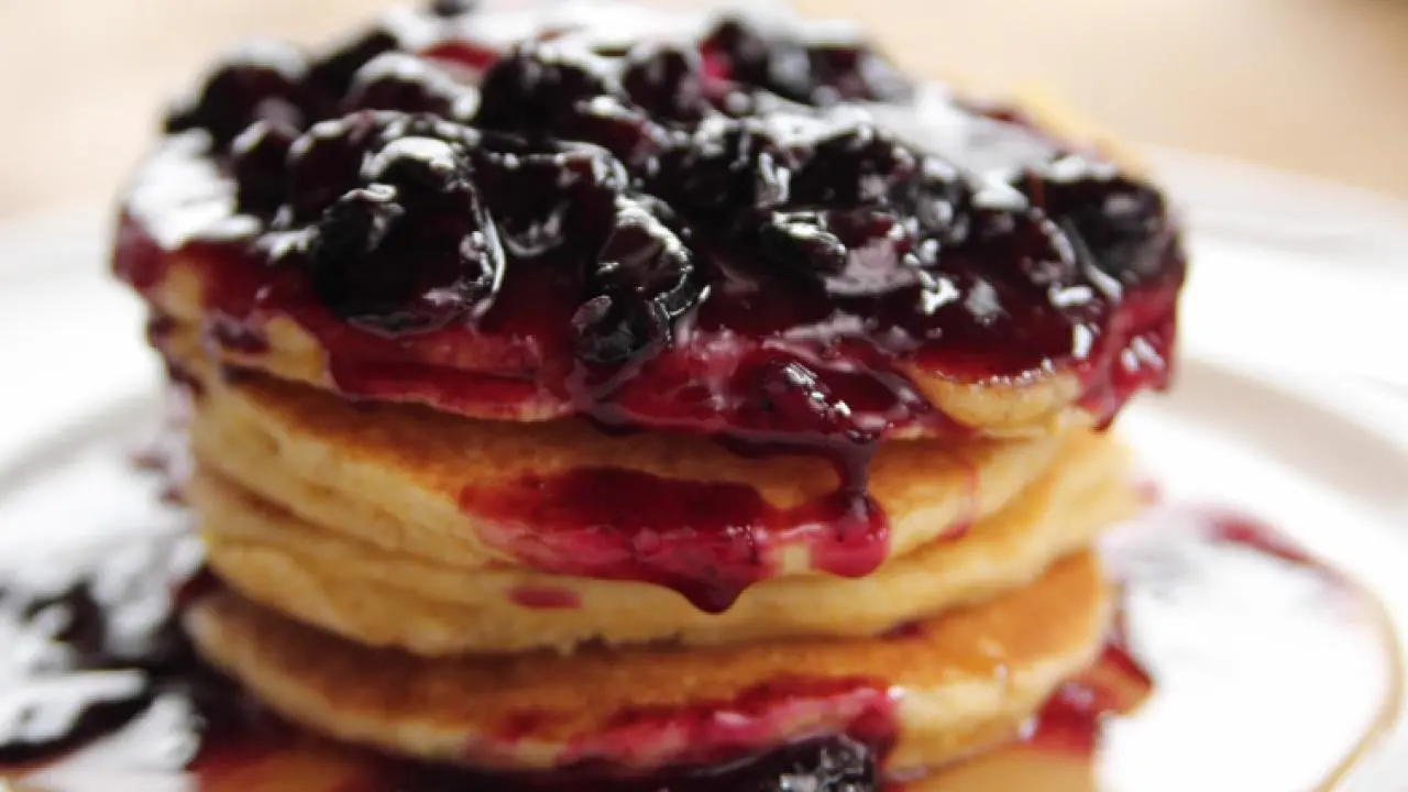 Ree's Cornmeal Pancakes