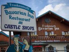 Indulge in bratwurst, beer and other German classics at this eatery situated in “Little Bavaria.” A popular dish is the fried chicken, which is lightly fried and served piping hot by wait staff wearing festive dirndl and lederhosen costumes. Complete your visit with a stop at the glockenspiel clock.