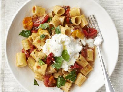 Rigatoni with Roasted Cherry Tomatoes and Burrata-image