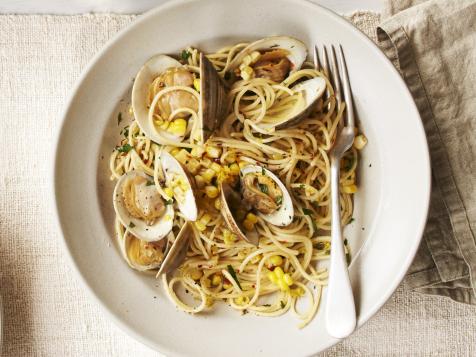 Spaghettini with Corn and Clams