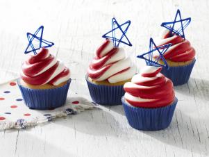 Six_Layer_Red_Velvet_Cake_0141.tif