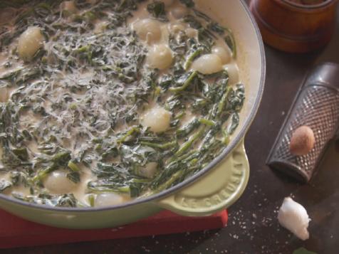 Creamed Kale with Pearl Onions