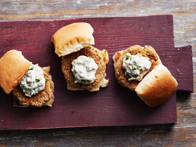 FNK Flat Content;3-Ingredient Thanksgiving Appetizers;Crab Sliders