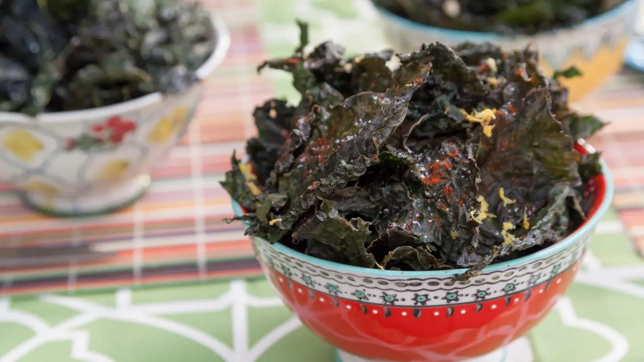 Kale Chips, Three Ways Recipe Valerie Bertinelli Food Network