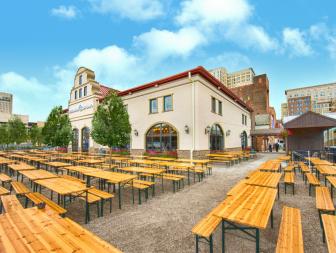 Hofbrauhaus Cleveland Restaurants Food Network Food Network