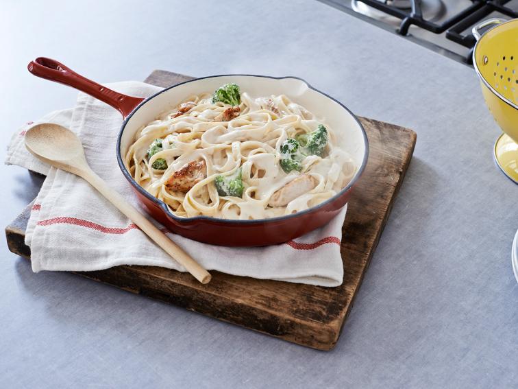 Chicken & Broccoli Alfredo with Fettuccine Recipe | Food Network