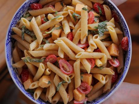 Spicy Pasta Salad with Smoked Gouda, Tomatoes and Basil