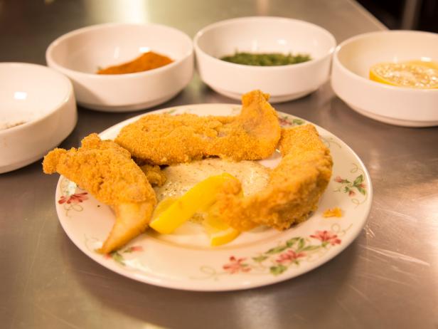 Catfish Fingers with Cajun Remoulade Sauce_image