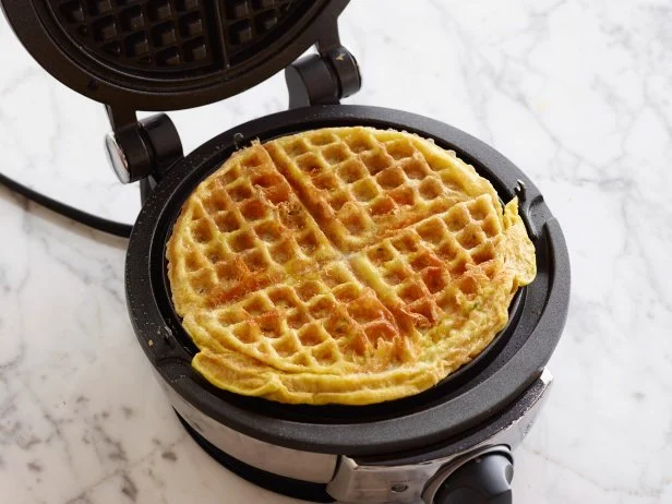 How to Make Eggs in a Waffle Iron: Quick, Easy, and Delicious