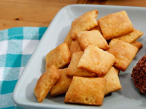 Cheesy Cereal Crackers