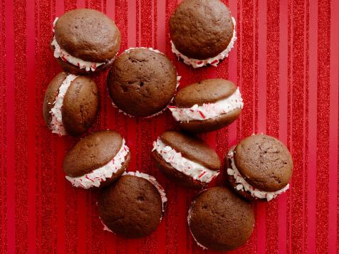 Chocolate Peppermint Whoopie Pies