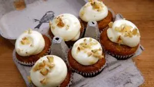 Mini Carrot Cupcakes
