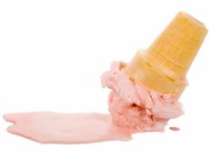 Scientists in the U.K. have come up with an ice cream that does not melt, even when you leave it out in the sun.