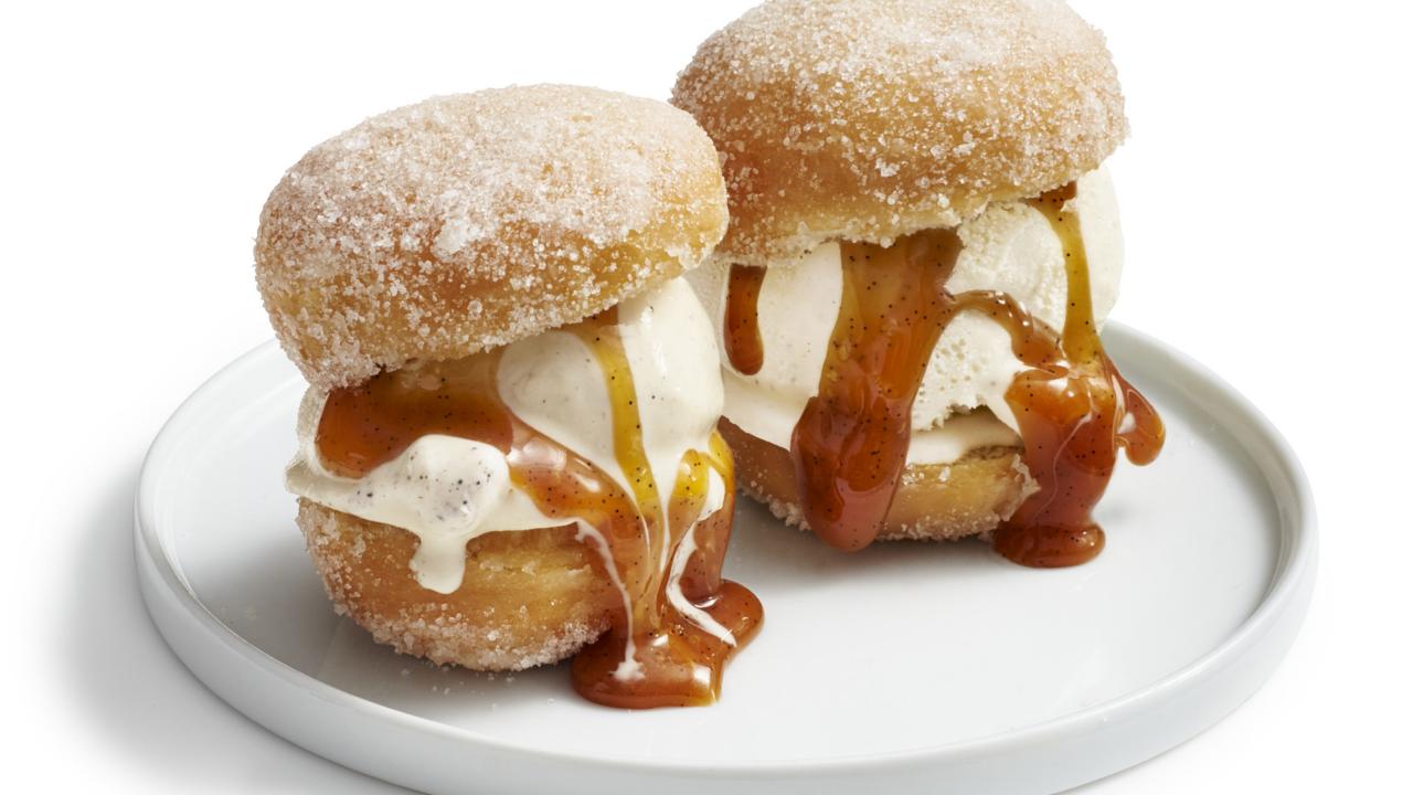 https://food.fnr.sndimg.com/content/dam/images/food/fullset/2015/9/3/1/FNM_100115-Insert-No29-Caramel-Ice-Cream-Doughnut-Wiches_s4x3.jpg.rend.hgtvcom.1280.720.suffix/1441287449232.jpeg