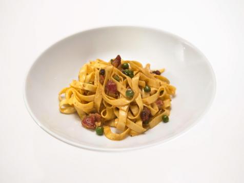 Spaghetti with Creamy Pancetta Sauce