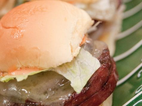 Grilled Summer Sausage Sliders