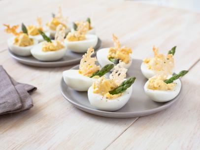11 Mess Free Foods That Are Perfect For Cocktail Hours Planning