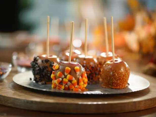 Mini Caramel Apples Recipe | Valerie Bertinelli | Food Network