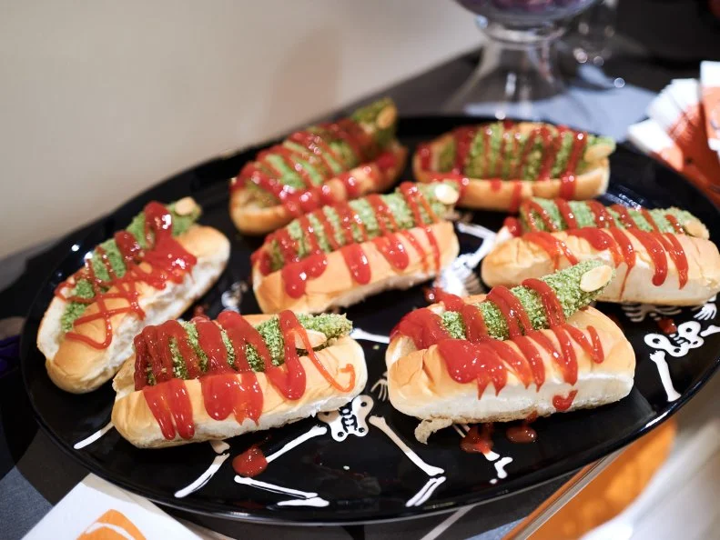 Host Giada De Laurentiis' dish, Spooky Chicken Finger Sammies, as seen on Food Network's Giada's Holiday Handbook, Season 2.