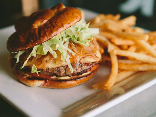 The 8 Best Juicy Lucys In Minneapolis 2023 - Minneapolis - The Infatuation