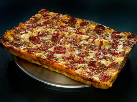The Best Foods To Eat In Michigan Food Network Best Food In America By State Food Network Food Network